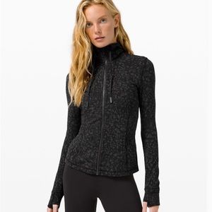 Lululemon Hooded Define Jacket Nulu in  Leopard Camo Deep Coal Multi, Size: 12